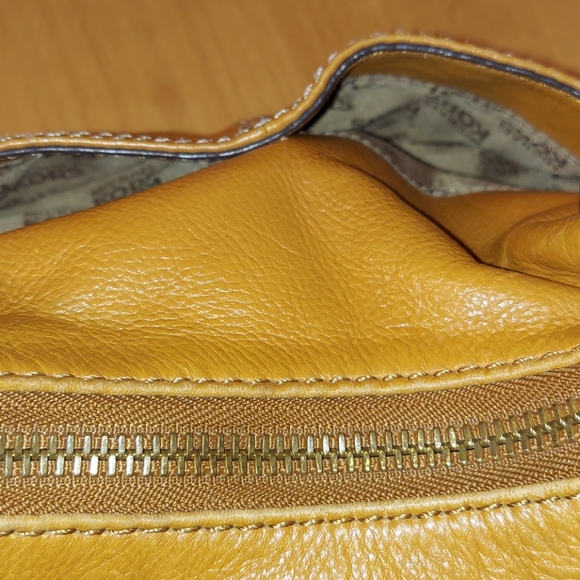 MICHAEL Michael Kors Small Cognac Brown Hobo with Buckle Details - Picture 5 of 16